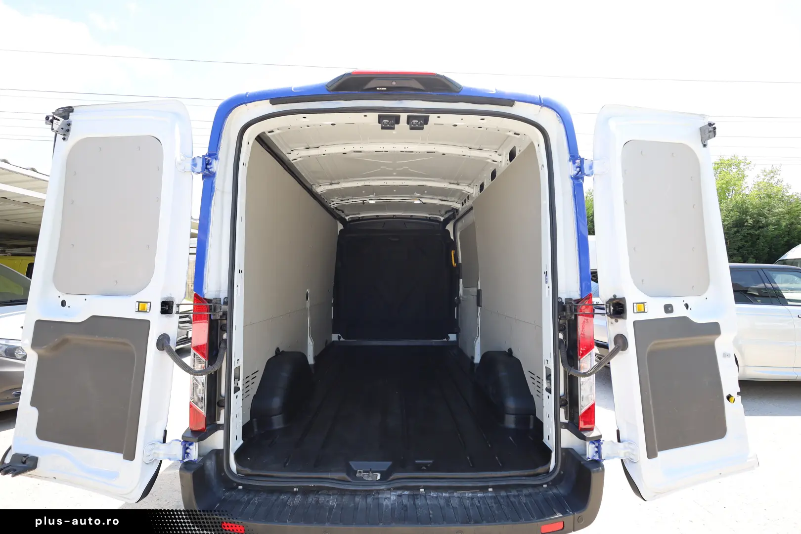 Ford Transit L3H2 2.0D 170CP