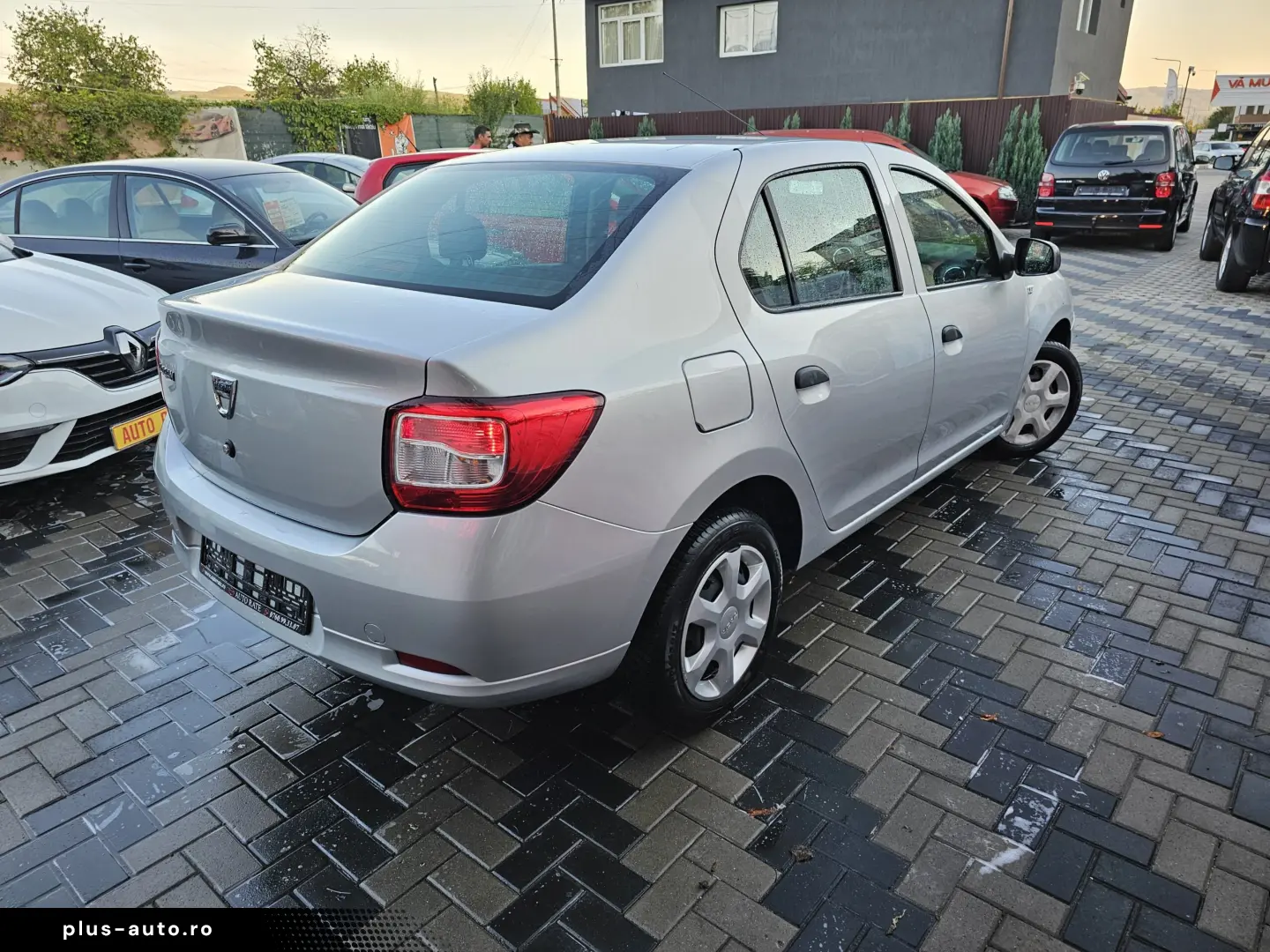 Dacia Logan 1.2i(distributie pe lant)