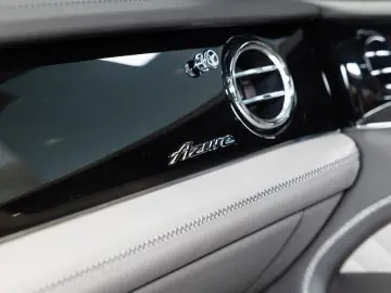 BENTLEY Bentayga 4.0 V8 Azure NIGHTVISION MASSAGE