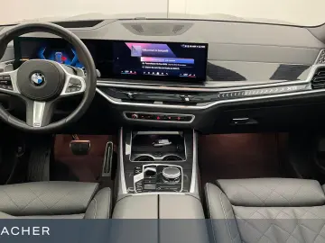 BMW X5 xDrive30d A M-Sport PRO Pano AHK DAPr Stdhz