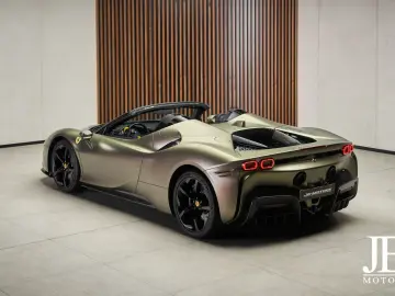FERRARI SF90 Spider Carbon LIFT JBL CarPlay Verde Masoni