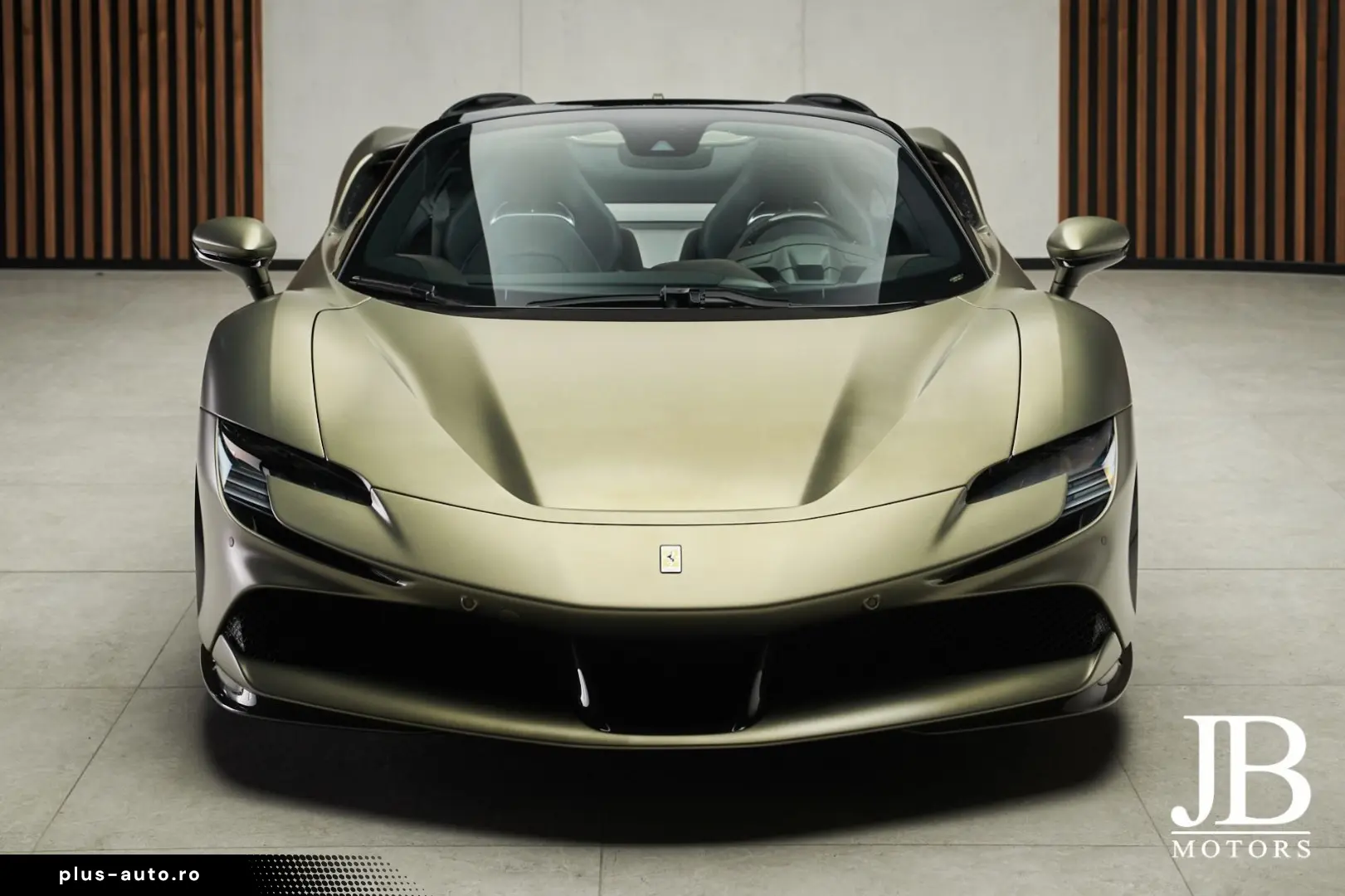 FERRARI SF90 Spider Carbon LIFT JBL CarPlay Verde Masoni