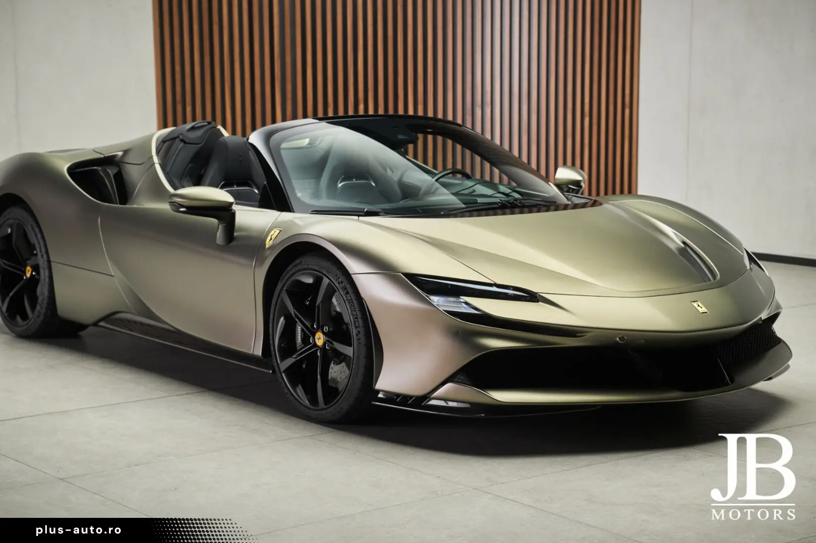 FERRARI SF90 Spider Carbon LIFT JBL CarPlay Verde Masoni