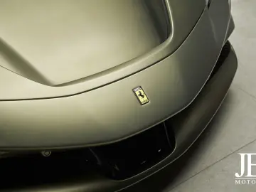 FERRARI SF90 Spider Carbon LIFT JBL CarPlay Verde Masoni
