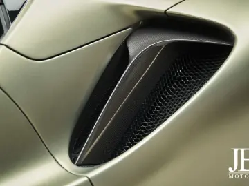 FERRARI SF90 Spider Carbon LIFT JBL CarPlay Verde Masoni