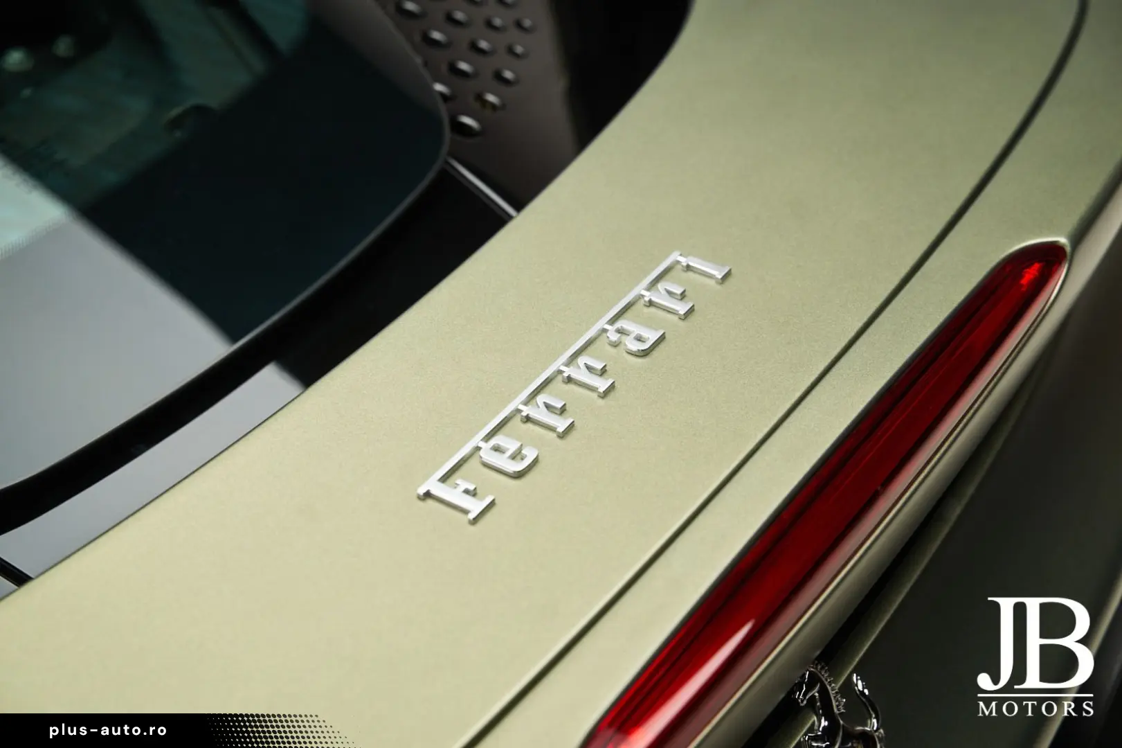 FERRARI SF90 Spider Carbon LIFT JBL CarPlay Verde Masoni