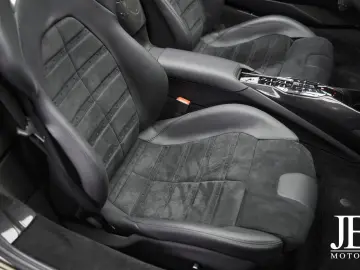 FERRARI SF90 Spider Carbon LIFT JBL CarPlay Verde Masoni