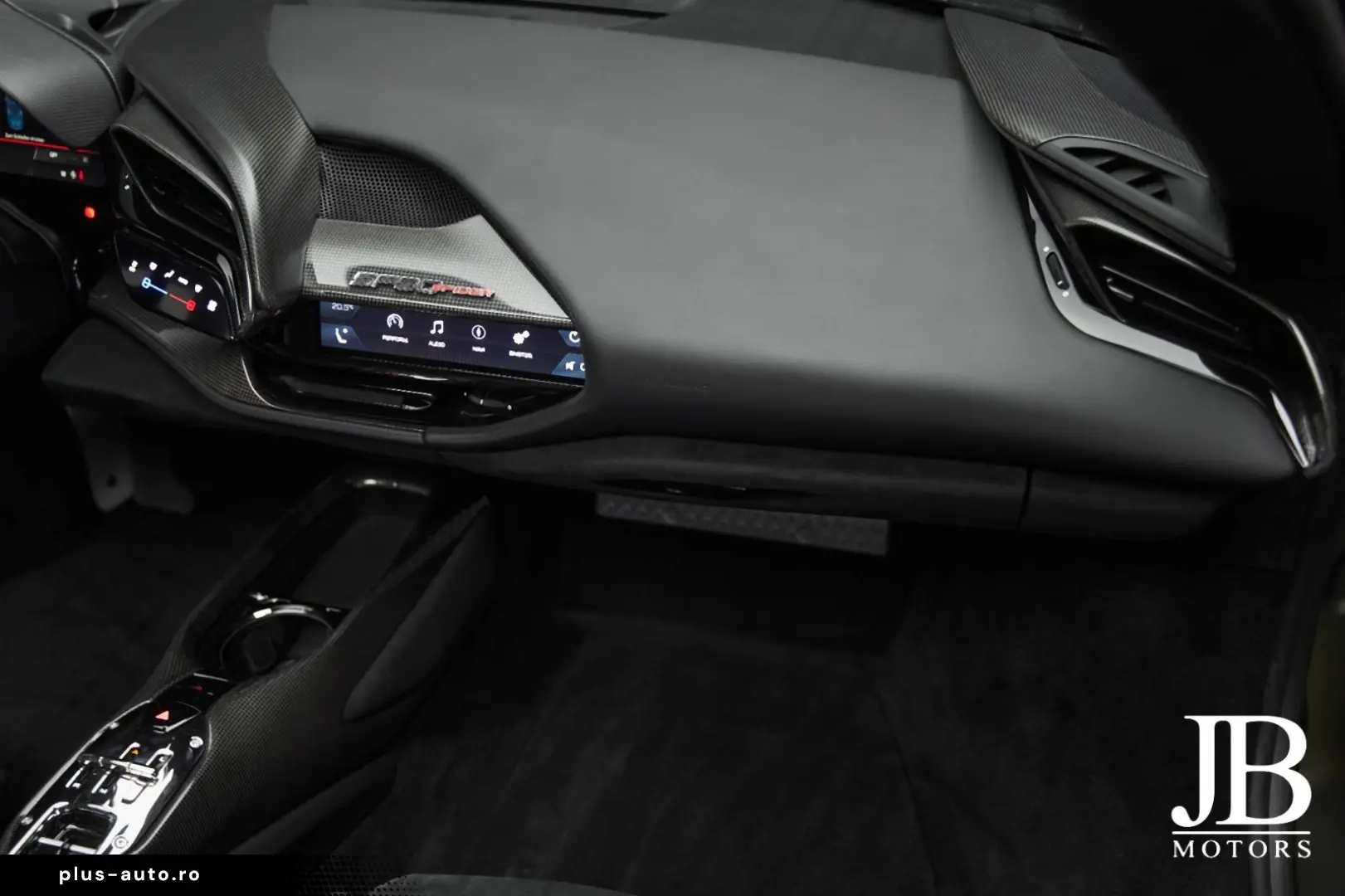 FERRARI SF90 Spider Carbon LIFT JBL CarPlay Verde Masoni