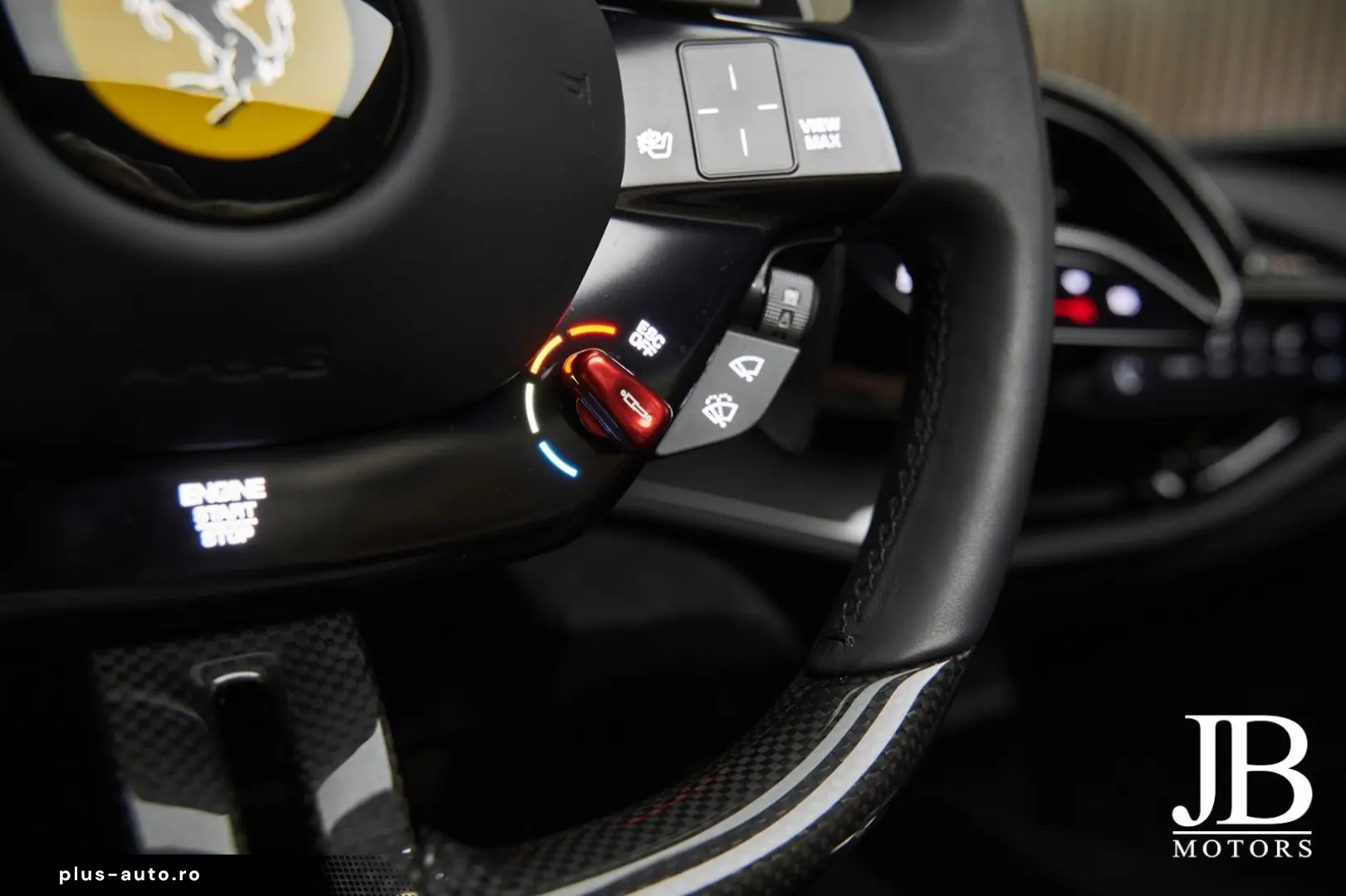 FERRARI SF90 Spider Carbon LIFT JBL CarPlay Verde Masoni