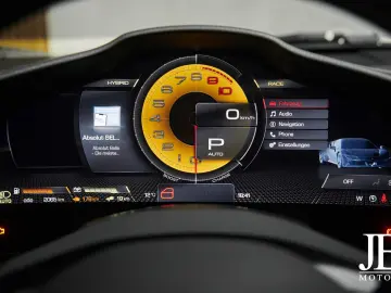 FERRARI SF90 Spider Carbon LIFT JBL CarPlay Verde Masoni