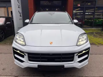 PORSCHE Cayenne Coupe GTS Leichtbau · Sportp· Burmester