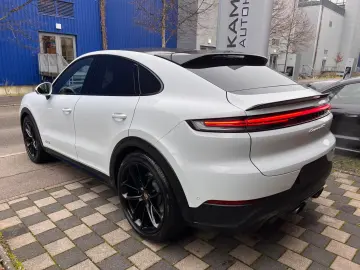 PORSCHE Cayenne Coupe GTS Leichtbau · Sportp· Burmester
