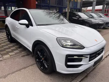 PORSCHE Cayenne Coupe GTS Leichtbau · Sportp· Burmester