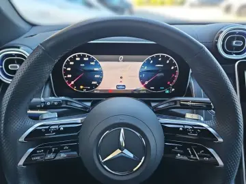 MERCEDES-BENZ GLC 300 4M AMG Night AHK SDHZ Pano Memory LED