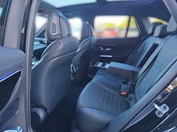 MERCEDES-BENZ GLC 300 4M AMG Night AHK SDHZ Pano Memory LED