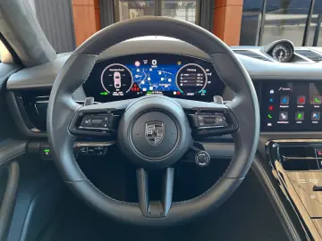 PORSCHE Panamera Turbo E-Hyb Active Body Ride · Vierradl