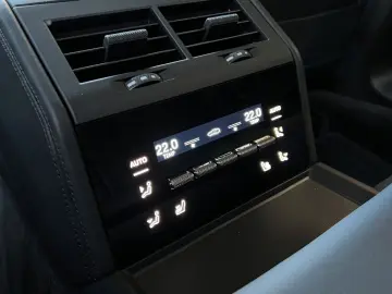 PORSCHE Panamera Turbo E-Hyb Active Body Ride · Vierradl