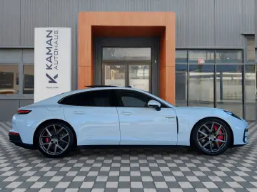PORSCHE Panamera Turbo E-Hyb Active Body Ride · Vierradl