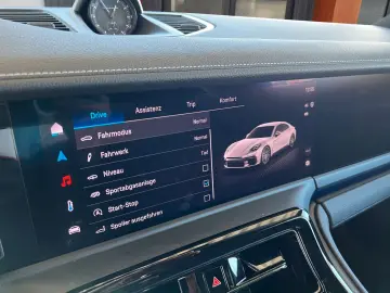 PORSCHE Panamera GTS PCCB Keramik ·  Burmester · Vierrad