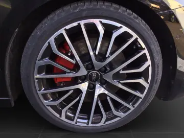 AUDI A5 Limousine eHybrid Q 270kW PANO LM20 HuD B&O