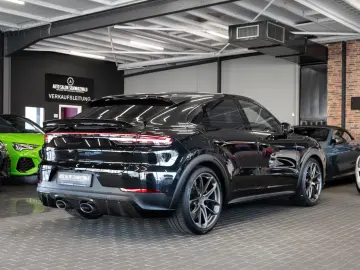 PORSCHE Cayenne Coupe Turbo GT SPORT-CHRONO CARBON 1.HD