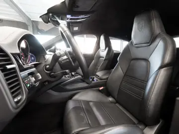 PORSCHE Cayenne Coupe Turbo GT SPORT-CHRONO CARBON 1.HD