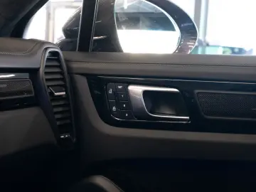 PORSCHE Cayenne Coupe Turbo GT SPORT-CHRONO CARBON 1.HD