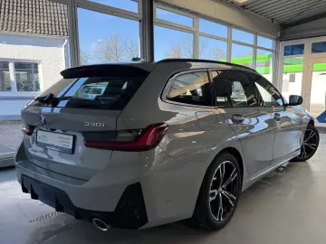 BMW 330 i xDrive M Sport Autom.   LED  ACC  Navi  Ka