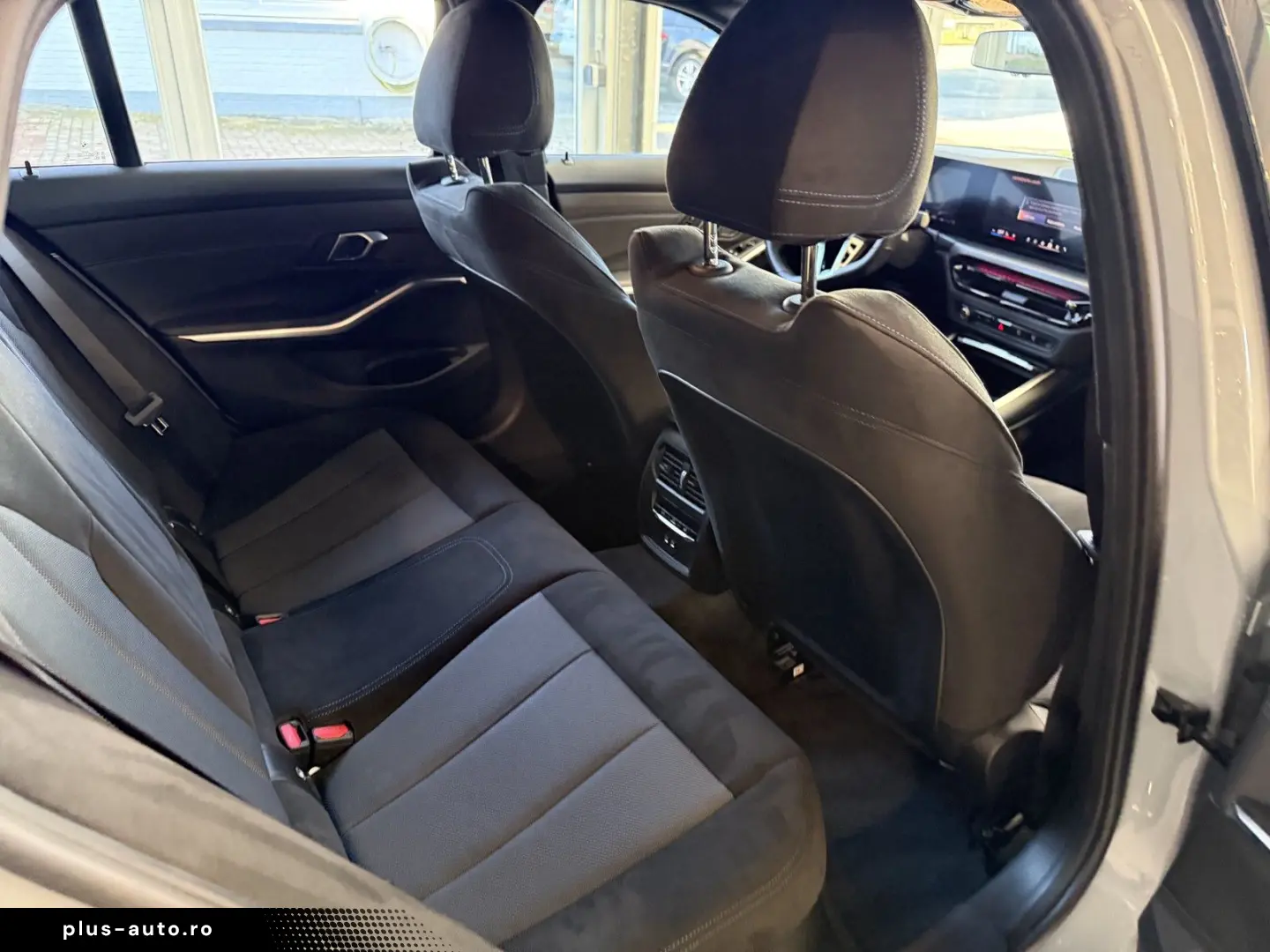 BMW 330 i xDrive M Sport Autom.   LED  ACC  Navi  Ka