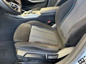 BMW 330 i xDrive M Sport Autom.   LED  ACC  Navi  Ka