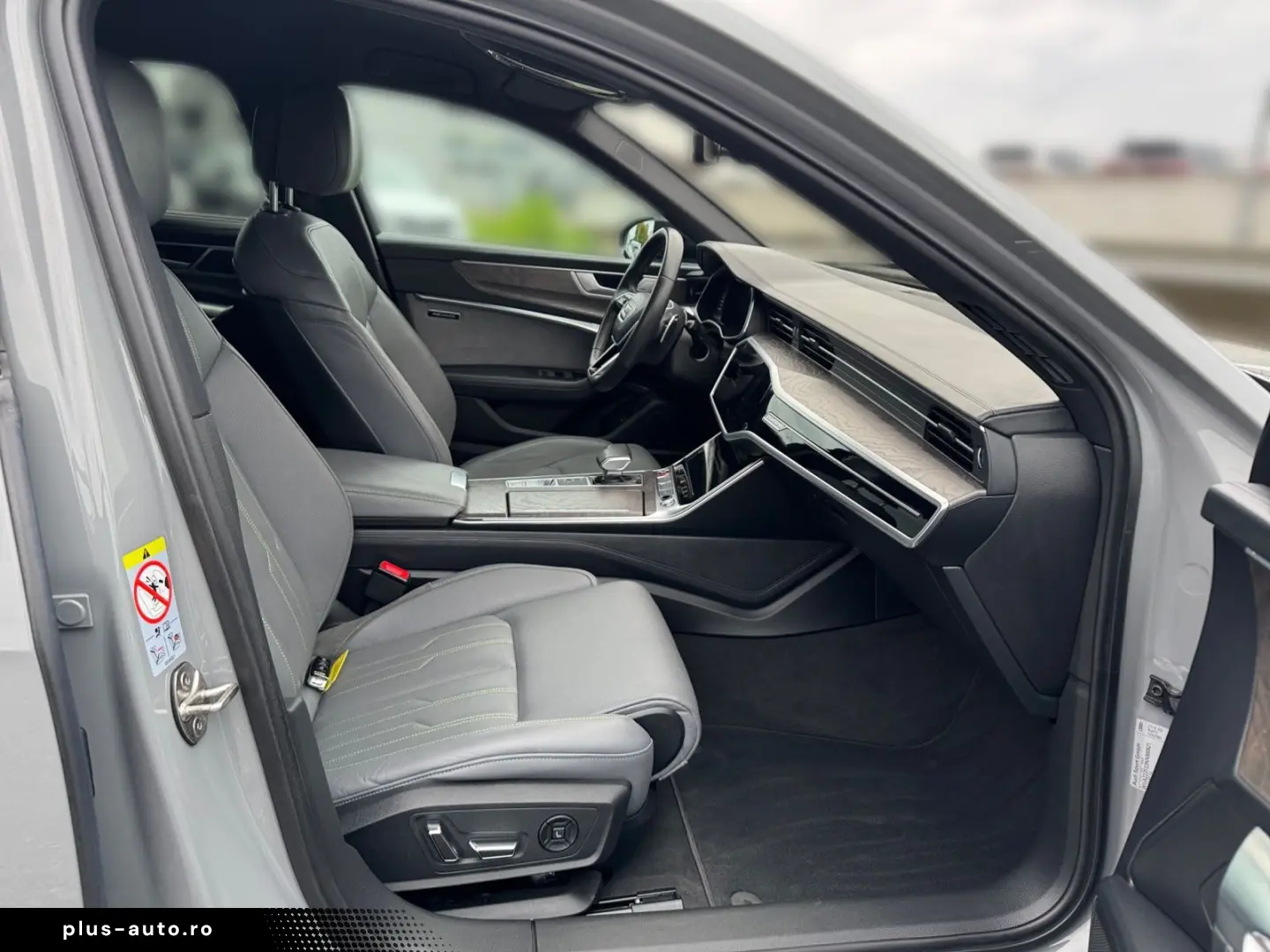 AUDI RS6 Avant quattro 305VMax RS-AGA STDHZ HUD
