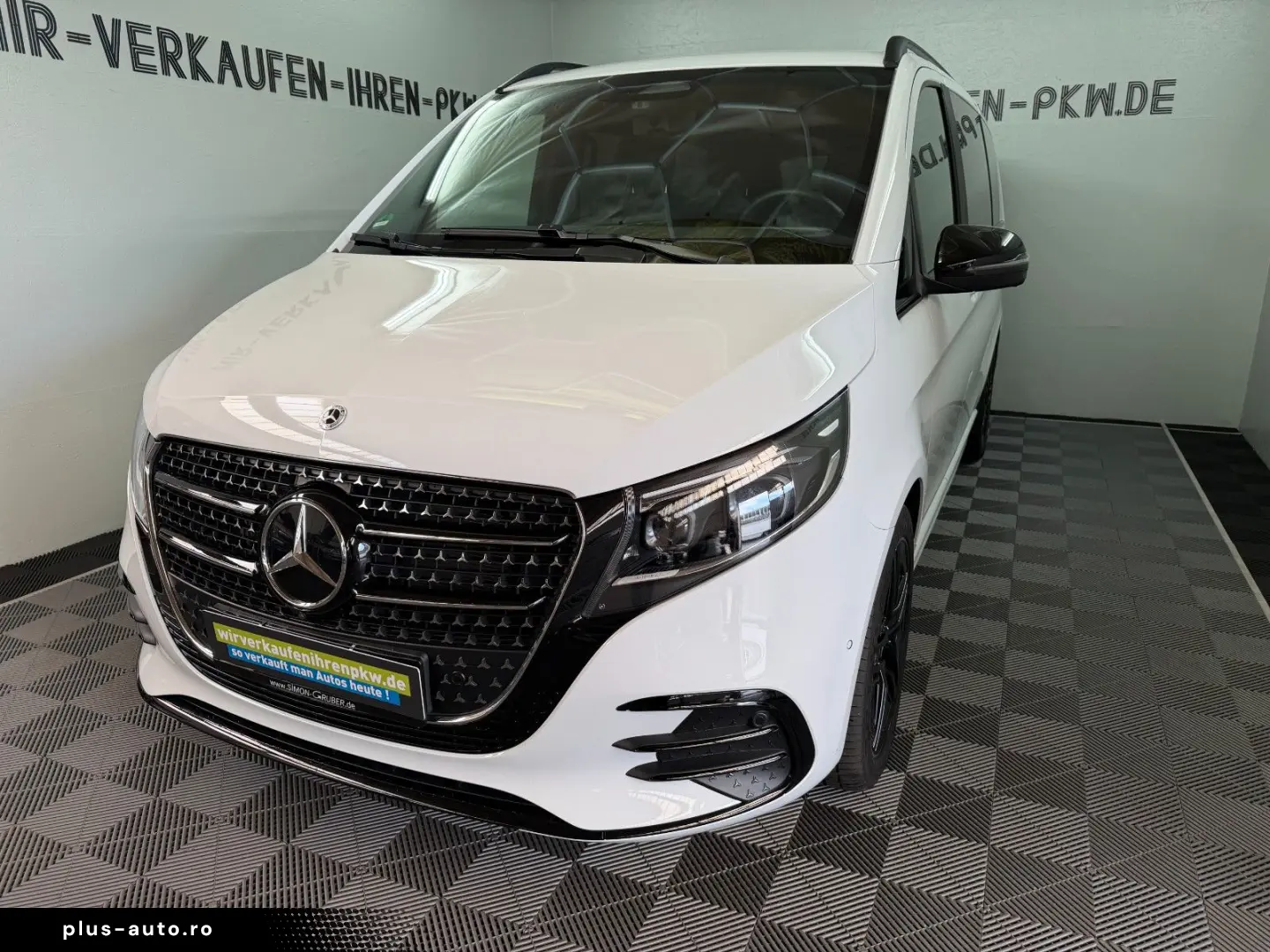 MERCEDES-BENZ V300d AVANTGARDE lang AMG NIGHT AIRMATIC