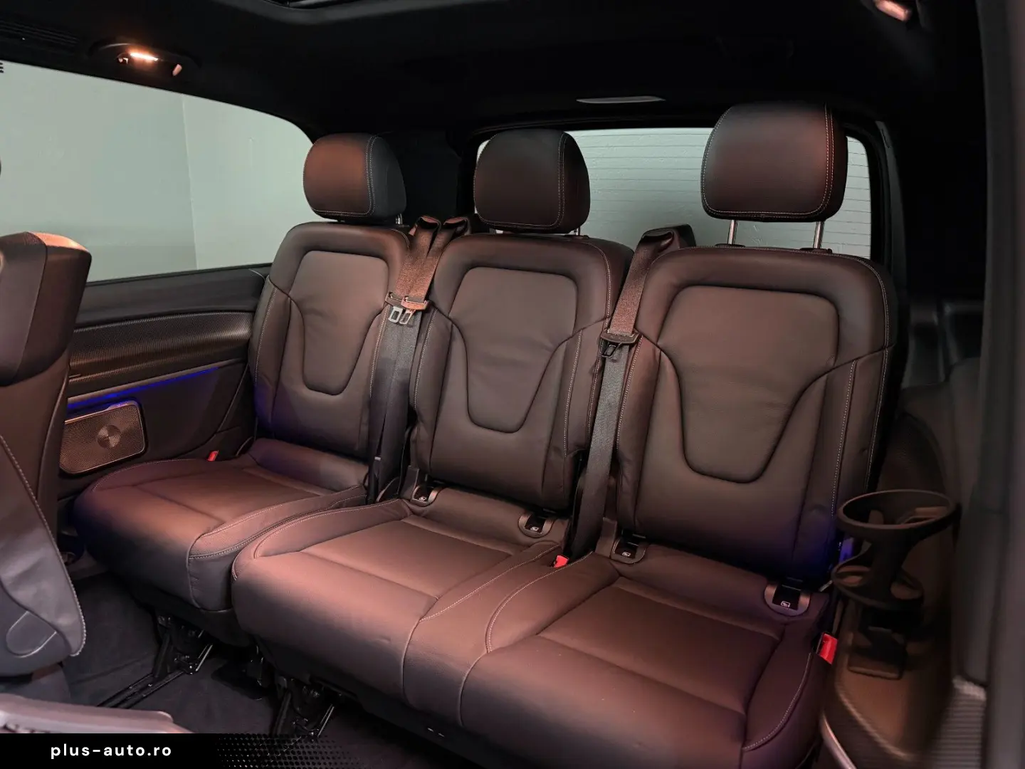 MERCEDES-BENZ V300d AVANTGARDE lang AMG NIGHT AIRMATIC
