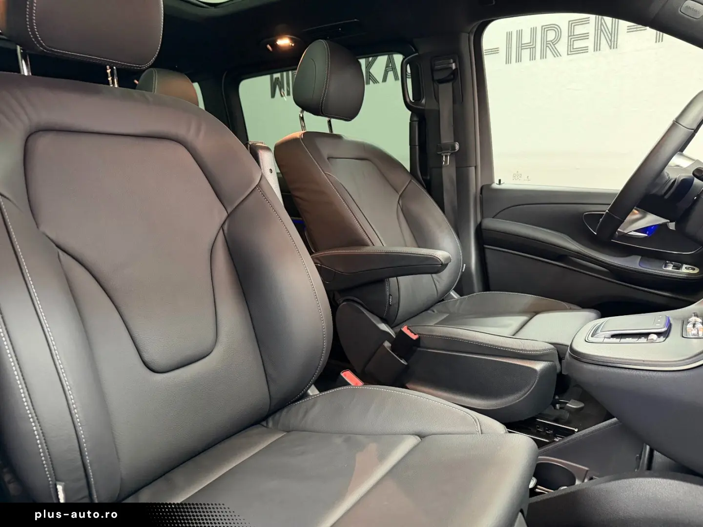 MERCEDES-BENZ V300d AVANTGARDE lang AMG NIGHT AIRMATIC