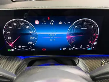 MERCEDES-BENZ V300d AVANTGARDE lang AMG NIGHT AIRMATIC
