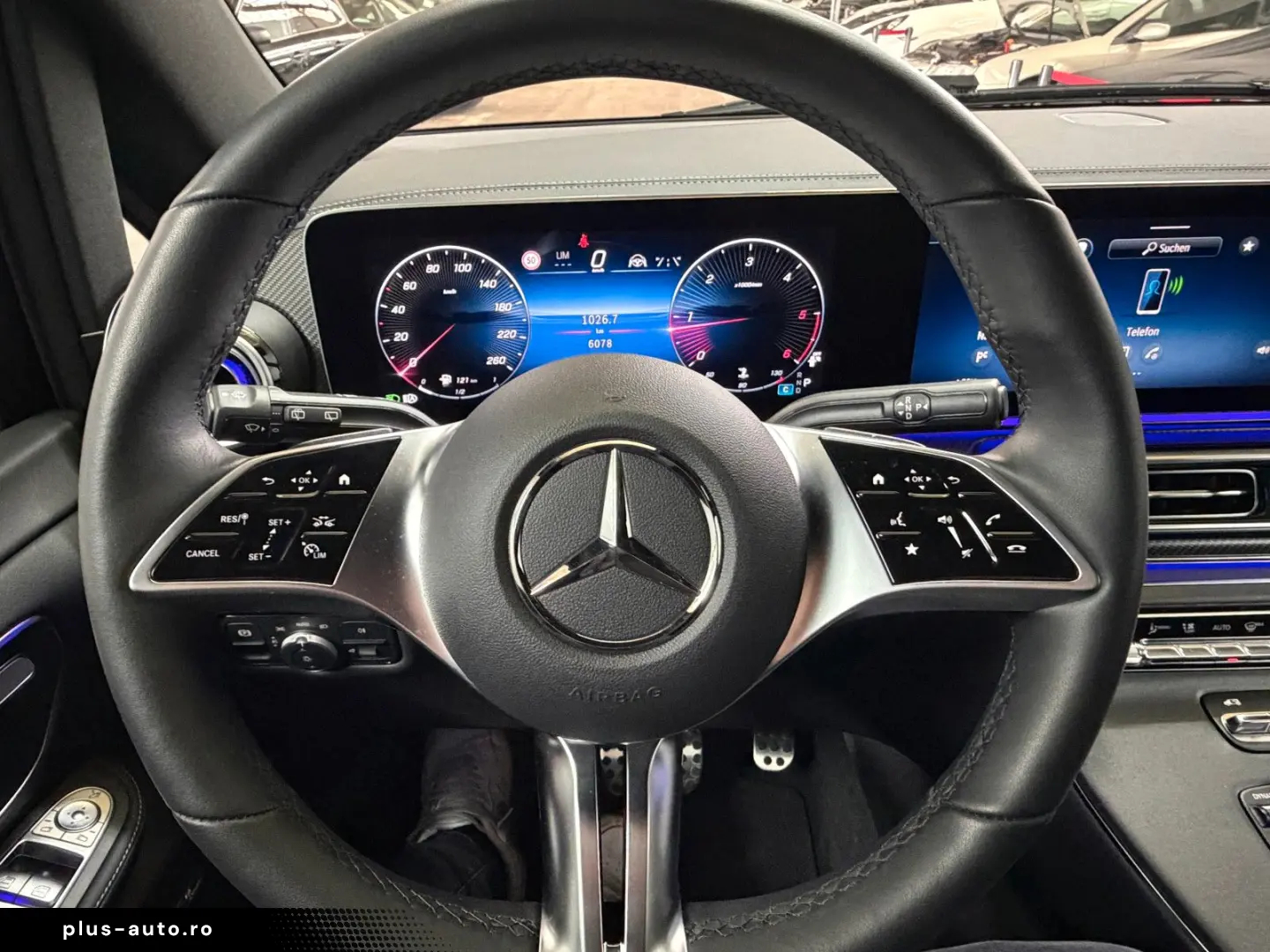 MERCEDES-BENZ V300d AVANTGARDE lang AMG NIGHT AIRMATIC
