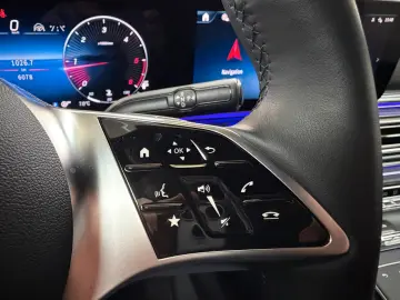 MERCEDES-BENZ V300d AVANTGARDE lang AMG NIGHT AIRMATIC