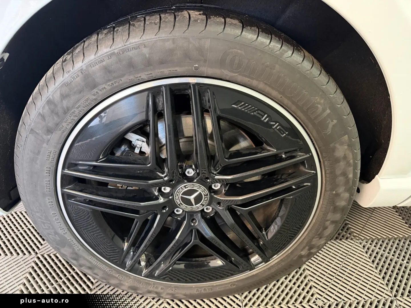 MERCEDES-BENZ V300d AVANTGARDE lang AMG NIGHT AIRMATIC