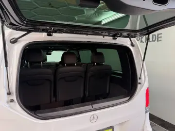MERCEDES-BENZ V300d AVANTGARDE lang AMG NIGHT AIRMATIC