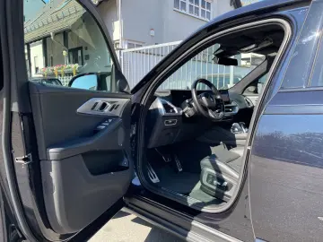 BMW XM  DrAssProf HUD AHK H&K Massage Softclose 22