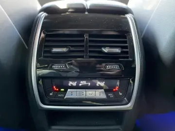 BMW XM  DrAssProf HUD AHK H&K Massage Softclose 22