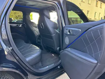 BMW XM  DrAssProf HUD AHK H&K Massage Softclose 22
