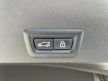 BMW XM  DrAssProf HUD AHK H&K Massage Softclose 22