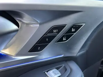 BMW XM  DrAssProf HUD AHK H&K Massage Softclose 22
