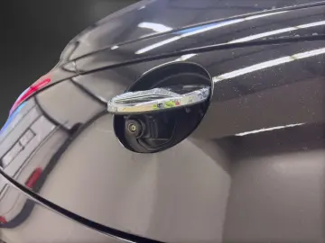 MERCEDES-BENZ CLE 200 4M AMG