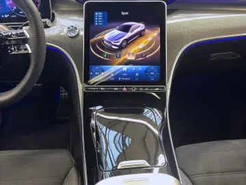 MERCEDES-BENZ CLE 200 4M AMG