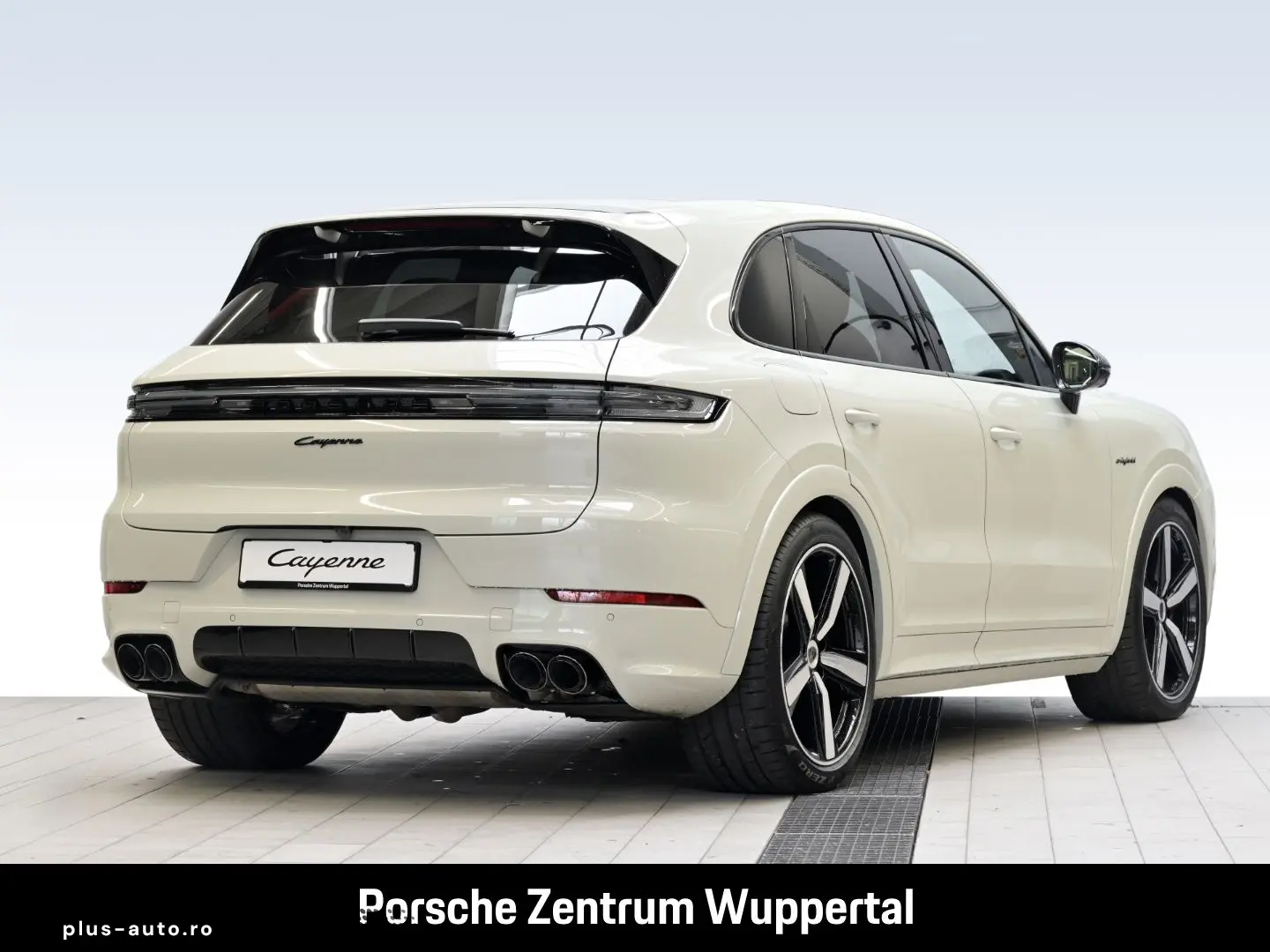 PORSCHE Cayenne E-Hybrid BOSE Luftfederung LED-Matrix