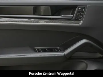 PORSCHE Cayenne E-Hybrid BOSE Luftfederung LED-Matrix