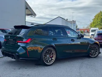 BMW M3 Touring CS RACING-GREEN CARBON ONSTOCK SCHALE