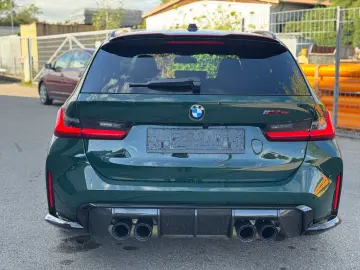BMW M3 Touring CS RACING-GREEN CARBON ONSTOCK SCHALE